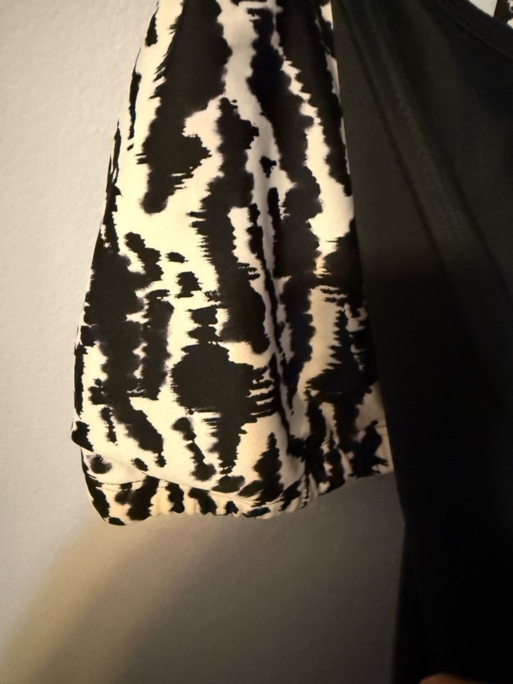 Xersion Black and White Tankini Swim Top - Picture 2 of 5